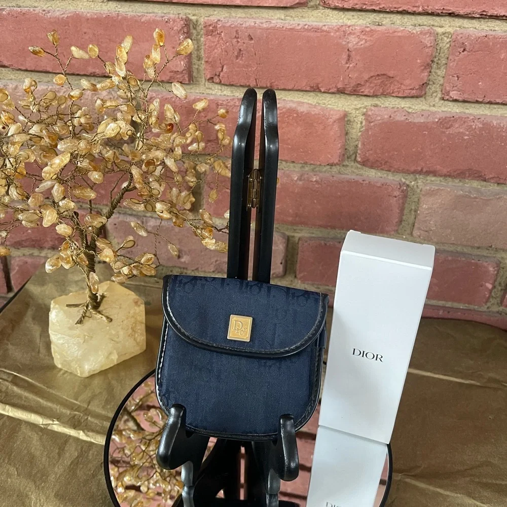 🔥Dior 🔥Dark 🔥Blue 🔥Pouch / coin purse with Gold Accent.